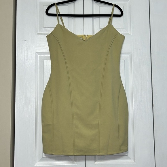 Princess Polly Dresses & Skirts - Princess Polly Dress, Yellow dress, Size 8